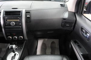 Внедорожник Nissan X-Trail 2012 года, 1319000 рублей, Омск