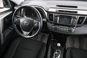 Внедорожник Toyota RAV4 2014 года, 2399000 рублей, Красноярск