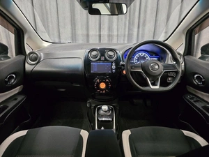 Хетчбэк Nissan Note 2016 года, 980000 рублей, Красноярск