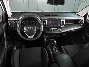 Внедорожник Toyota RAV4 2016 года, 2579000 рублей, Аксай