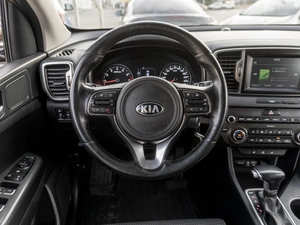 Внедорожник Kia Sportage 2016 года, 1699000 рублей, Саратов