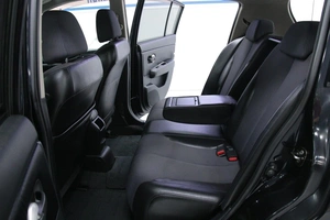 Хетчбэк Nissan Tiida 2006 года, 558000 рублей, Солонцы