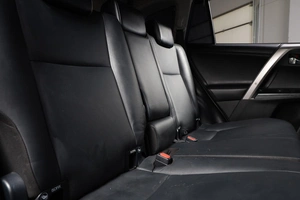 Внедорожник Toyota RAV4 2017 года, 2599000 рублей, Новосибирск