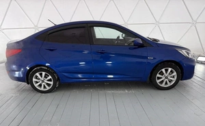 Седан Hyundai Solaris 2012 года, Брянск