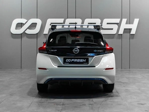 Хетчбэк Nissan Leaf 2017 года, 1649000 рублей, Тюмень