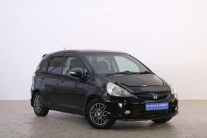 Хетчбэк Honda Fit 2006 года, 629000 рублей, Омск