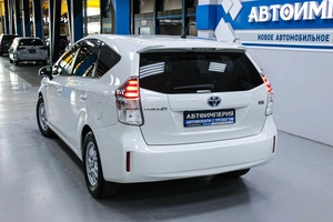 Универсал Toyota Prius Alpha 2017 года, 1598000 рублей, Солонцы