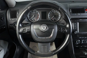 Универсал Skoda Octavia 2012 года, 989000 рублей, Тюмень