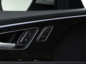 Внедорожник Audi Q8 2019 года, 5149999 рублей, Москва