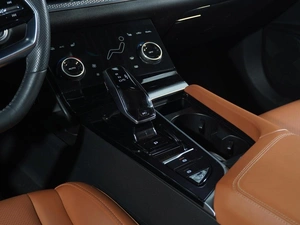 Лифтбек FAW Bestune B70 2023 года, 2235111 рублей, Тверь