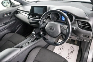 Внедорожник Toyota C-HR 2017 года, 1869000 рублей, Красноярск