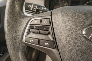 Седан Hyundai Solaris 2022 года, 1829000 рублей, Челябинск