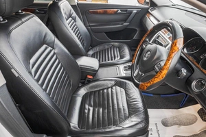 Седан Volkswagen Passat 2011 года, 999000 рублей, Барнаул