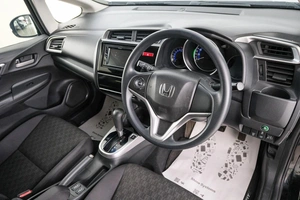 Хетчбэк Honda Fit 2016 года, 1049000 рублей, Красноярск