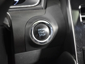 Седан Toyota Avalon 2022 года, 2774900 рублей, Казань