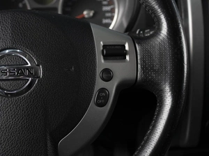 Внедорожник Nissan X-Trail 2010 года, 1130000 рублей, Омск