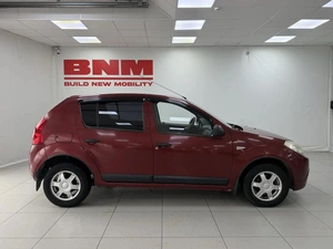 Хэтчбек Renault Sandero 2012 года, 700000 рублей, Смоленск