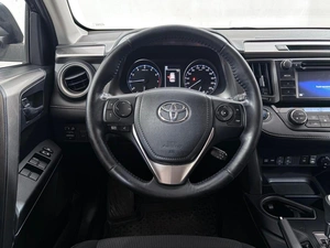 Внедорожник Toyota RAV4 2018 года, 2575000 рублей, Орёл