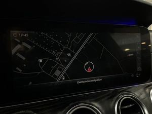 Седан Mercedes-benz E-класс 2018 года, 3187000 рублей, Солонцы