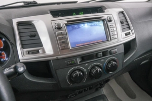 Пикап Toyota Hilux 2013 года, 2299000 рублей, Красноярск