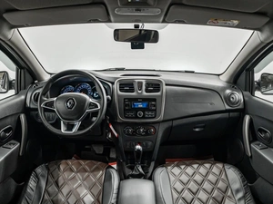 Хетчбэк Renault Sandero Stepway 2021 года, 1300000 рублей, Красноярск