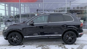 Внедорожник Volkswagen Touareg 2016 года, 2560000 рублей, Солонцы