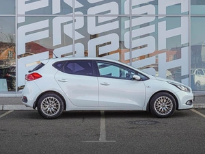 Хетчбэк Kia Ceed 2015 года, 1070000 рублей, Краснодар