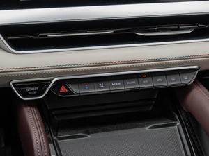 Внедорожник Geely Monjaro 2024 года, 3450000 рублей, Краснодар