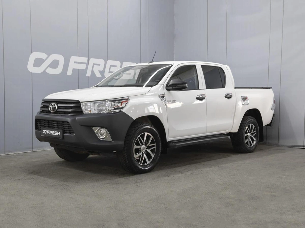 Пикап Toyota Hilux 2020 года, 2830000 рублей, Омск