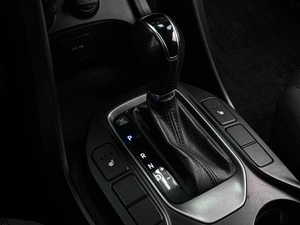 Внедорожник Hyundai Santa Fe 2015 года, 1749000 рублей, Тюмень