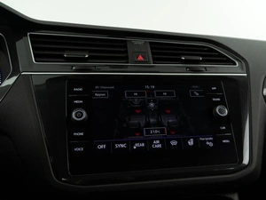 Внедорожник Volkswagen Tiguan 2018 года, 2971444 рублей, Москва