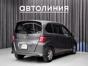 Минивэн Honda Freed 2011 года, 920000 рублей, Красноярск