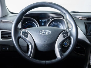 Седан Hyundai Avante 2011 года, 1166000 рублей, Ставрополь