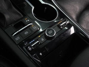 Седан Kia K5 2020 года, 3075000 рублей, Воронеж