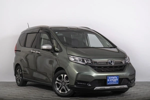 Минивэн Honda Freed 2020 года, 1999000 рублей, Томск