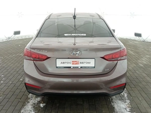 Седан Hyundai Solaris 2018 года, 1430000 рублей, Клинцы