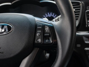 Седан Kia Optima 2013 года, 1215000 рублей, Краснодар
