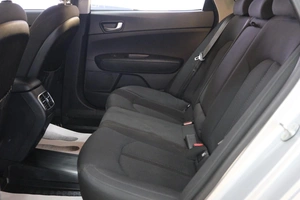 Седан Kia Optima 2018 года, 1669000 рублей, Омск