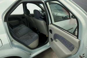 Седан Renault Logan 2005 года, 470000 рублей, Курск
