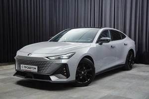 Лифтбек Changan UNI-V 2023 года, 2350000 рублей, Красноярск