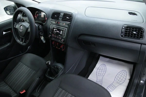 Седан Volkswagen Polo 2016 года, 863000 рублей, Солонцы