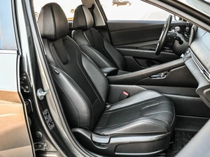 Седан Hyundai Elantra 2023 года, 2034000 рублей, Кирилловка