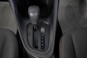 Хетчбэк Toyota Yaris 2021 года, 1439000 рублей, Кемерово