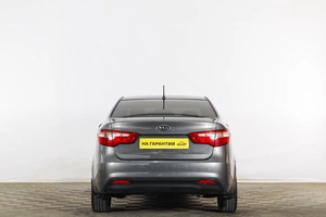 Седан Kia Rio 2012 года, 999000 рублей, Тюмень