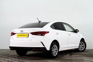 Седан Hyundai Solaris 2022 года, 1799000 рублей, Сургут