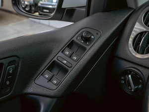 Внедорожник Volkswagen Tiguan 2015 года, 1690000 рублей, Краснодар