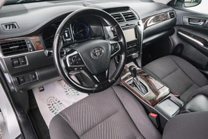 Седан Toyota Camry 2016 года, 1979000 рублей, Красноярск