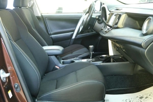 Внедорожник Toyota RAV4 2018 года, 2249000 рублей, Омск