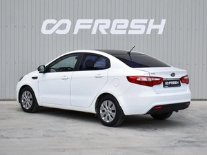 Седан Kia Rio 2013 года, 1055000 рублей, Краснодар