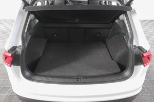 Внедорожник Volkswagen Tiguan 2018 года, 2349000 рублей, Кемерово